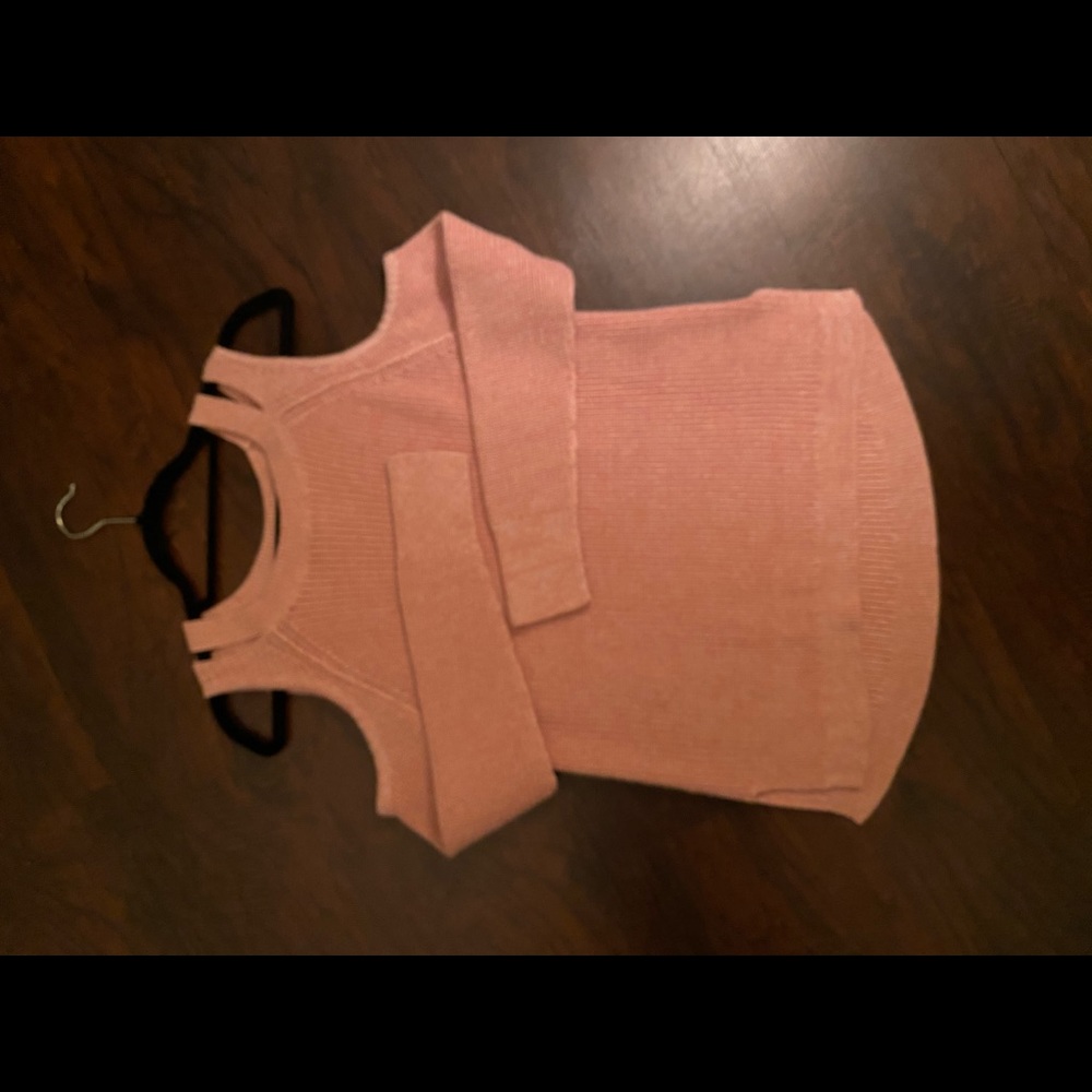 Hollister sweater ***SOLD***